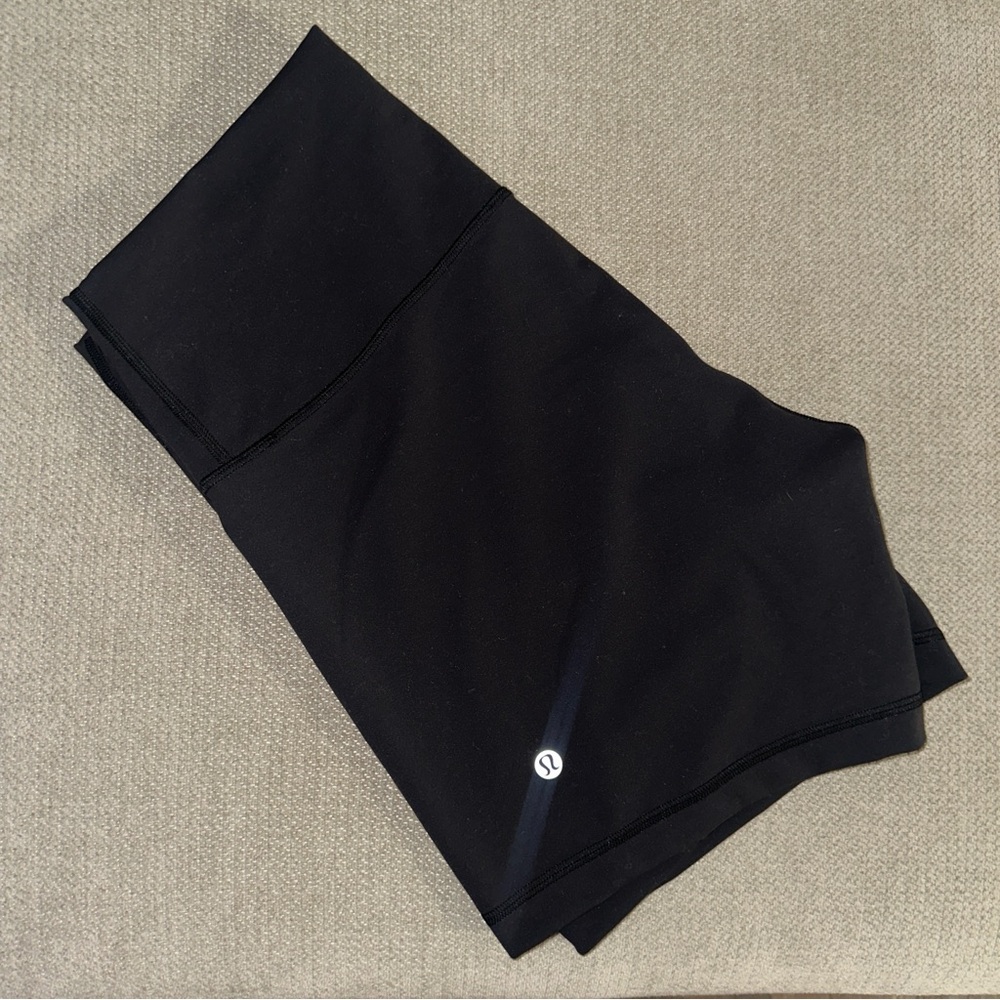 Wunder train high rise short 6”